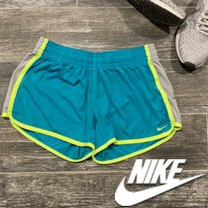 NIKE dry-fit running shorts * LIKE NEW * Small